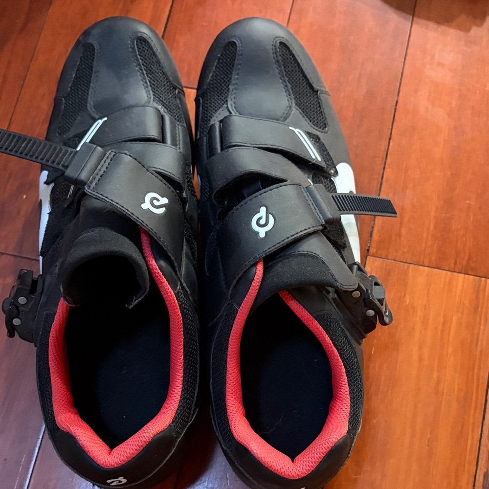 Peloton Black and Red Cycling Shoes 47 used 2x